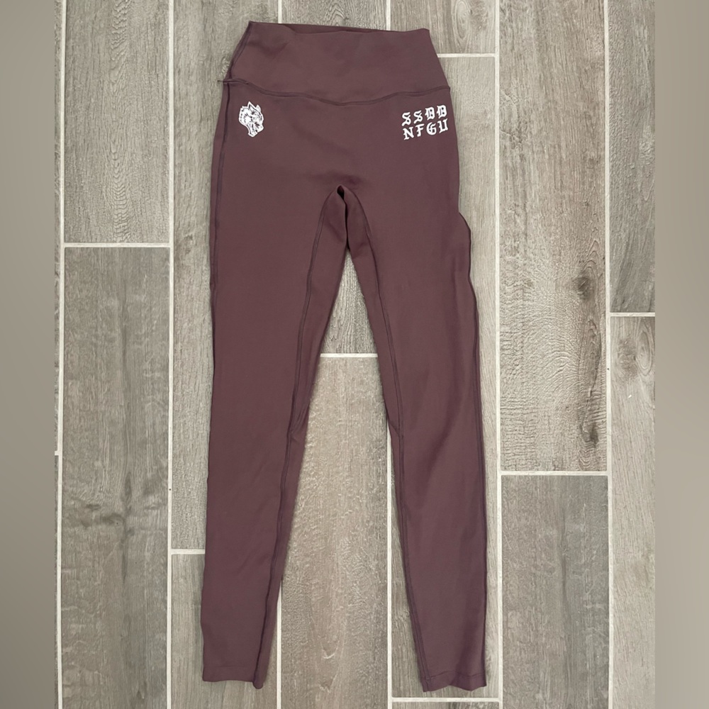 Darc Sport - She Sacrifice "Beau" Leggings in Purple
Dusk